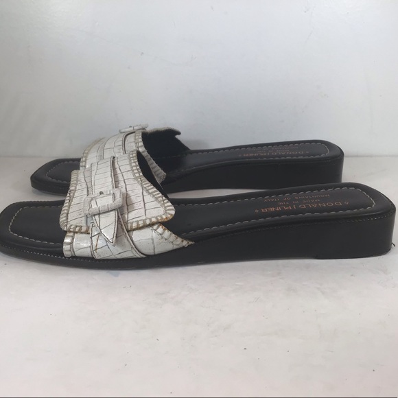 DONALD J PLINER MADE IN ITALY LEATHER CROC EMBOSSED SANDALS SZ 9 - Picture 8 of 14